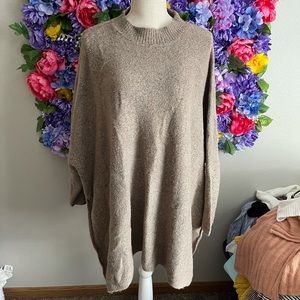 Oversized slit sweater